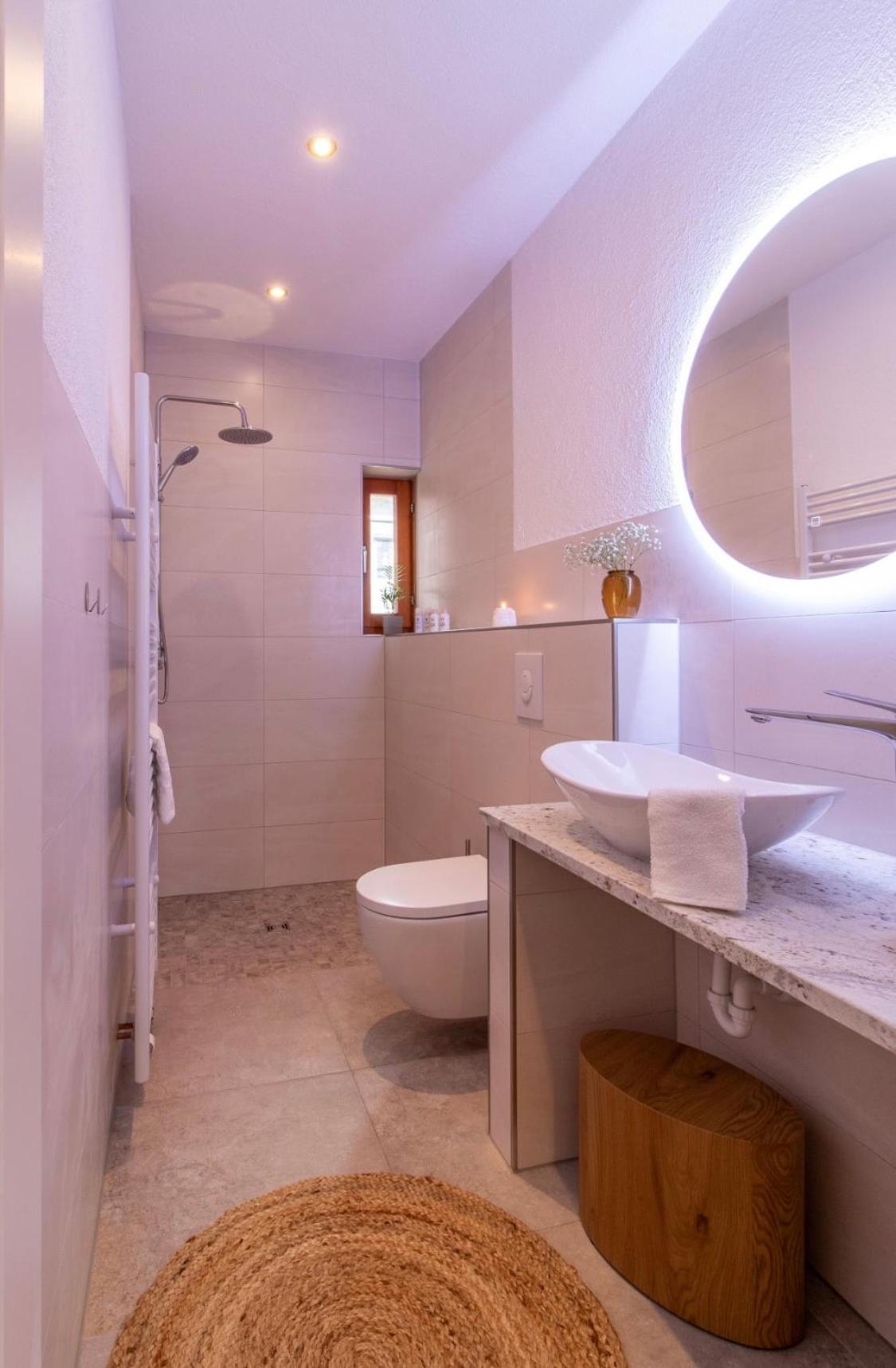 Stilvolles City-Apartment I Netflix I Wlan L Stellplatz I Zentral 施瓦岑贝格 外观 照片